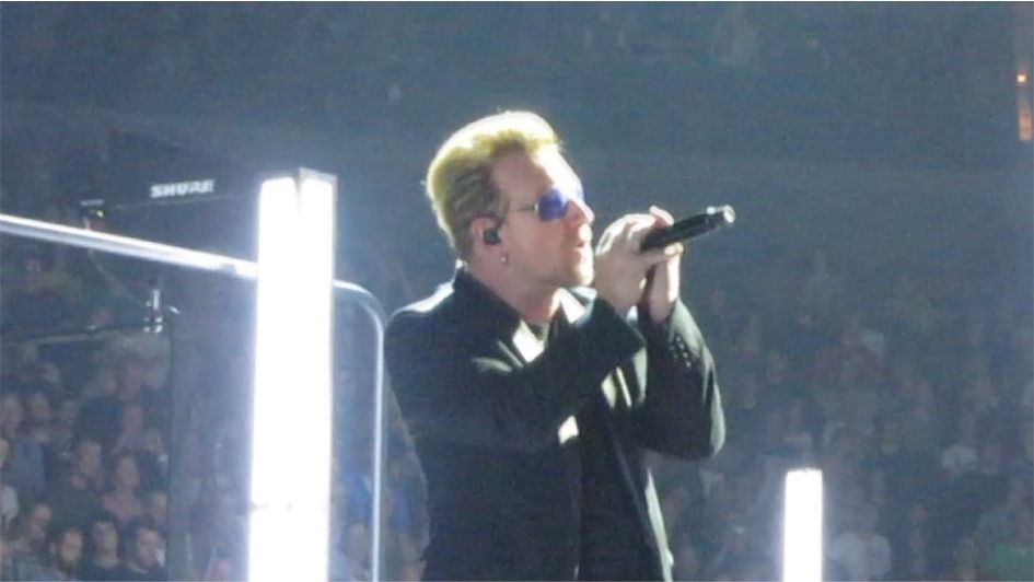 U2 "City of blinding lights"
